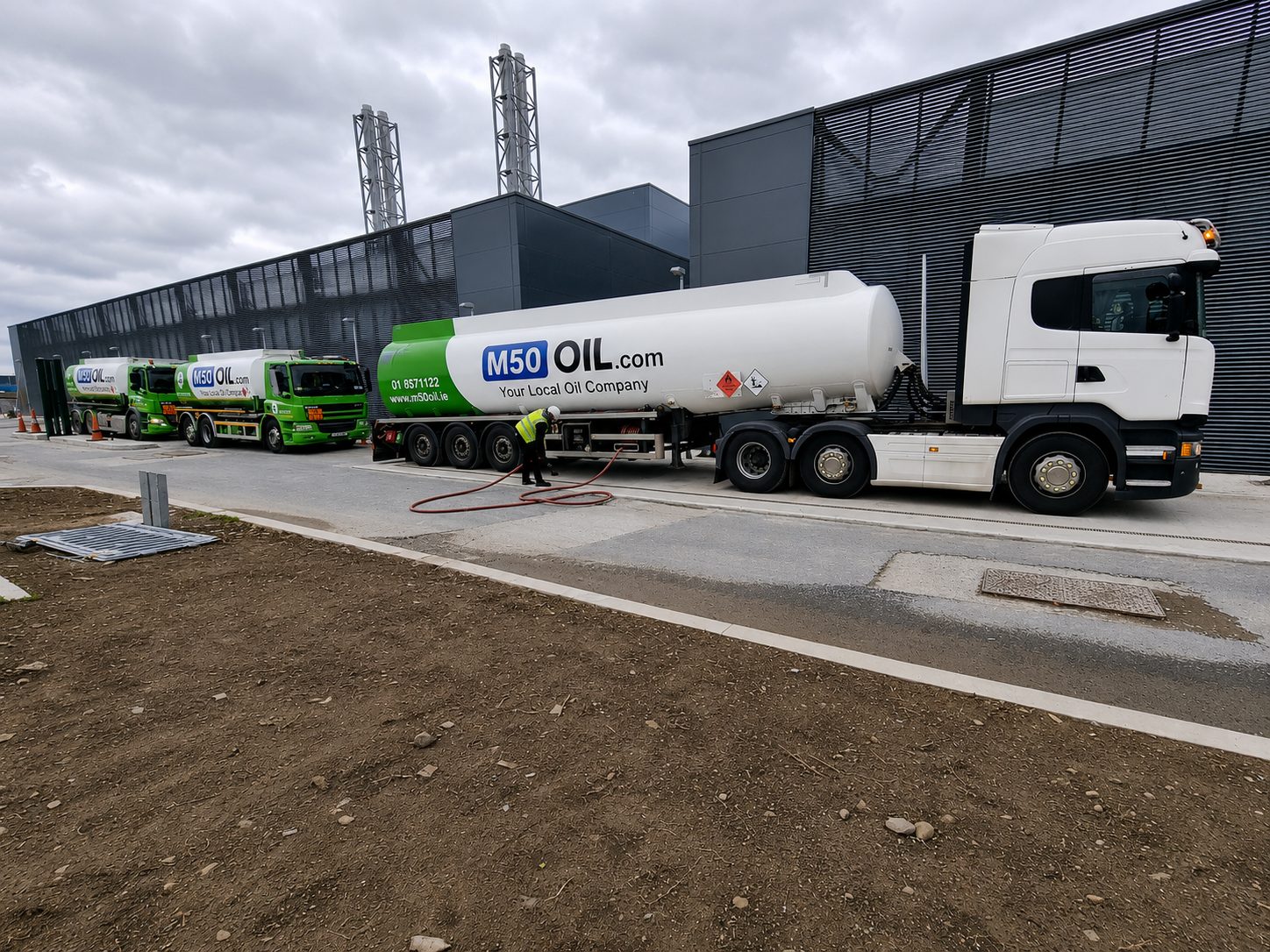 3. M50 Oil - Data Centre Photo FULL